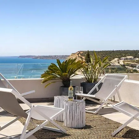 Luxury 12 Persons Ocean View Pool